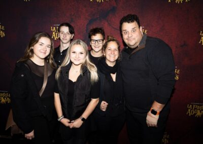 L'humoriste Philippe Laprise et sa famille. Crédit photo : Éric Myre